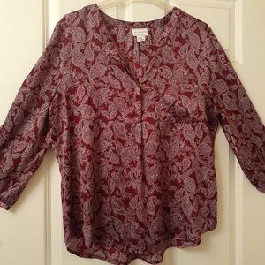 Liz Claiborne V neckline Paisley Blouse in Red